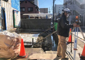 トランシットで測量