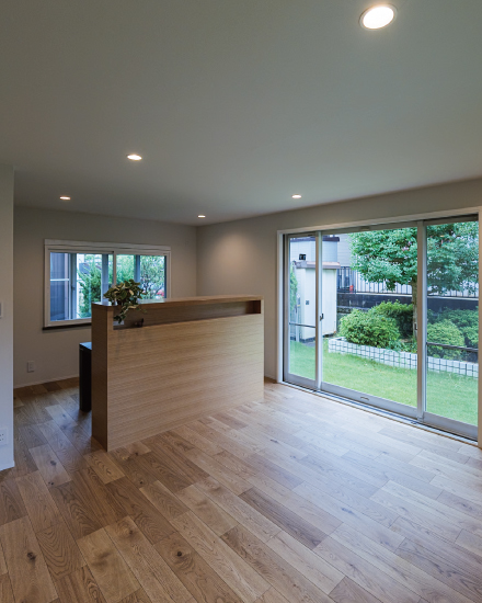 製作家具が映える書斎