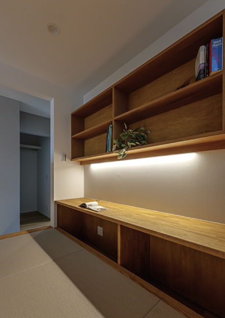 製作家具を採用した小上がり